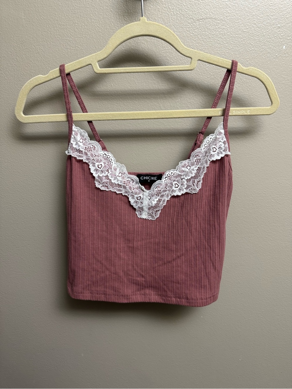 chic Rosewood Ribbed Lace-Trim Cami Top